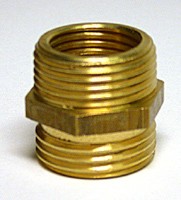 DUAL MALE HOSE CONNECTOR 3/4-IN