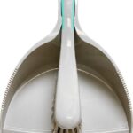 DUSTPAN AND BRUSH SET