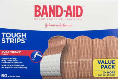 BAND-AID TOUGH STRIPS BANDAGES