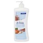 ST IVES LOTION ALMOND