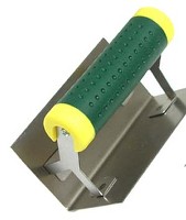 INSIDE CORNER TROWEL 2.5 X 5 IN