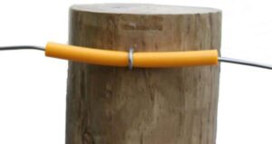 WOOD POST TUBE INSULATOR 4-IN 50 PK