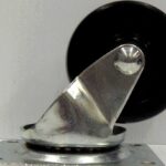 SWIVEL CASTER SOFT RUBBER 3-IN