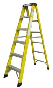 FIBERGLASS STEP LADDER GRADE 1A 6FT