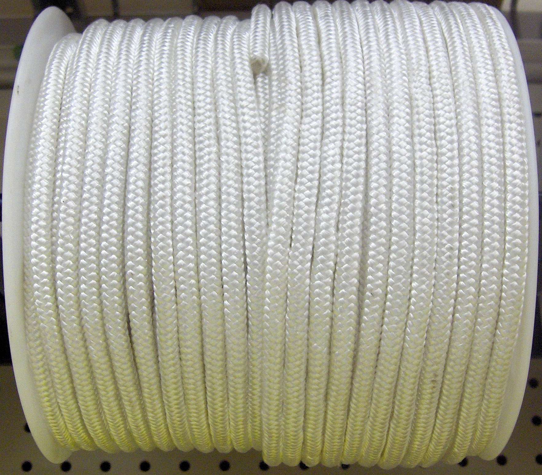 NYLON ROPE BRAIDED 5/16-IN