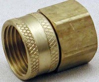HOSE CONNECTOR SWIVEL 3/4-IN FIP