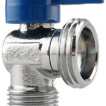 SUPPLY VALVE ANGLE 1/2 X 3/4-IN GHT