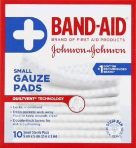BAND-AID GAUZE PADS SMALL 5CM X 5CM