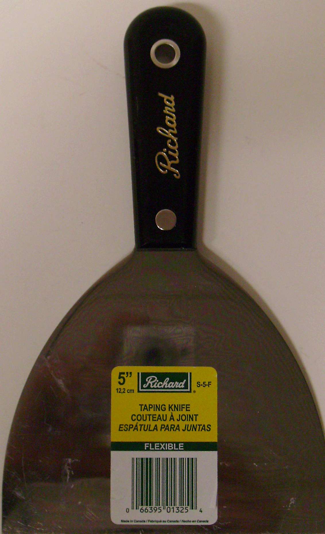 WALL SCRAPER FLEXIBLE 5 -IN