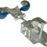 BARN DOOR ROUND TRACK ANGLE BRACKET