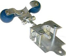BARN DOOR ROUND TRACK ANGLE BRACKET
