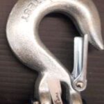 CLEVIS SLIP HOOK WITH LATCH 3/8-IN
