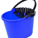 MOP BUCKET WITH WRINGER 13 QT